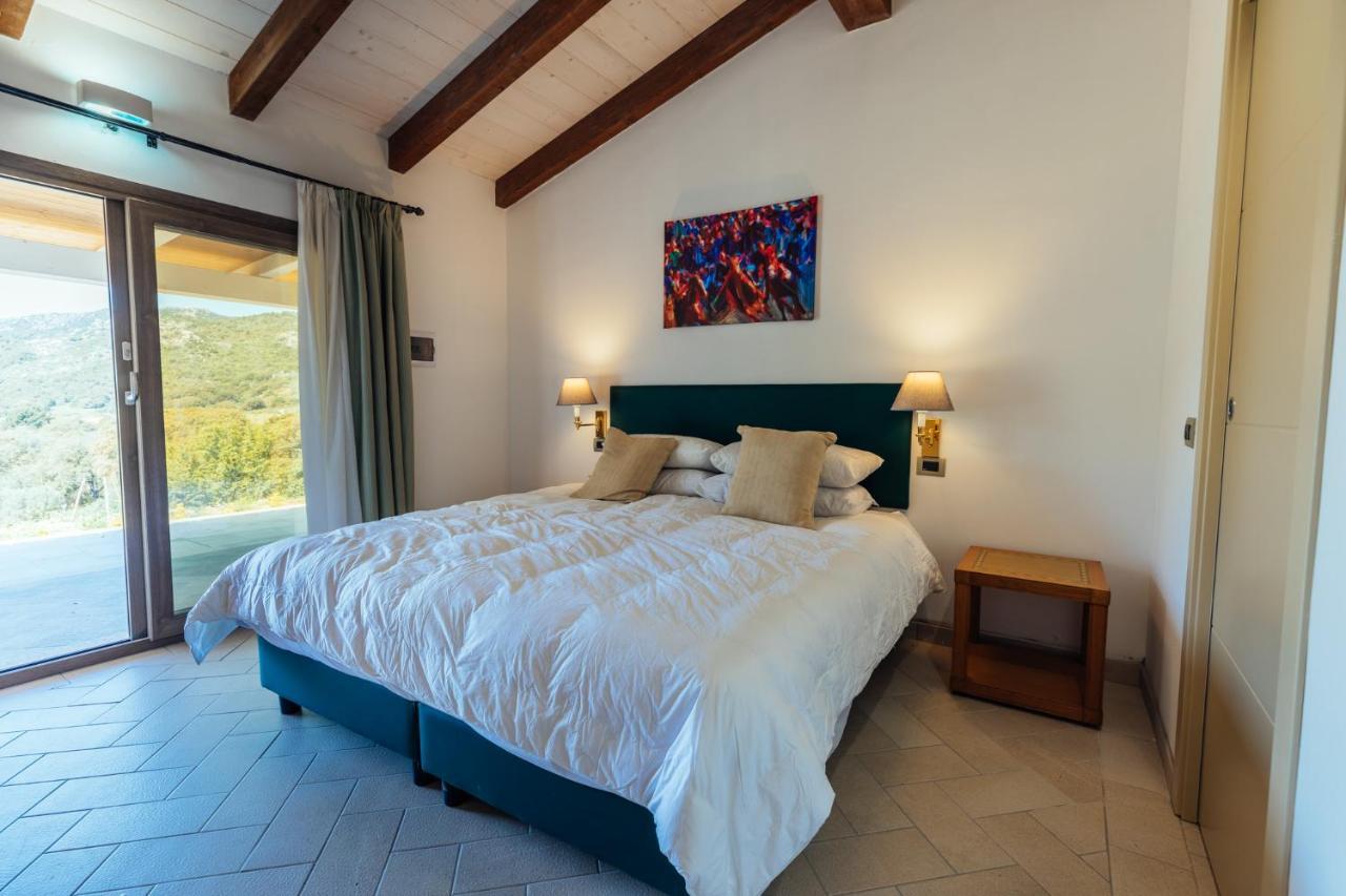Agriturismo Bed And Breakfast Tanca Taroni Telti Екстер'єр фото