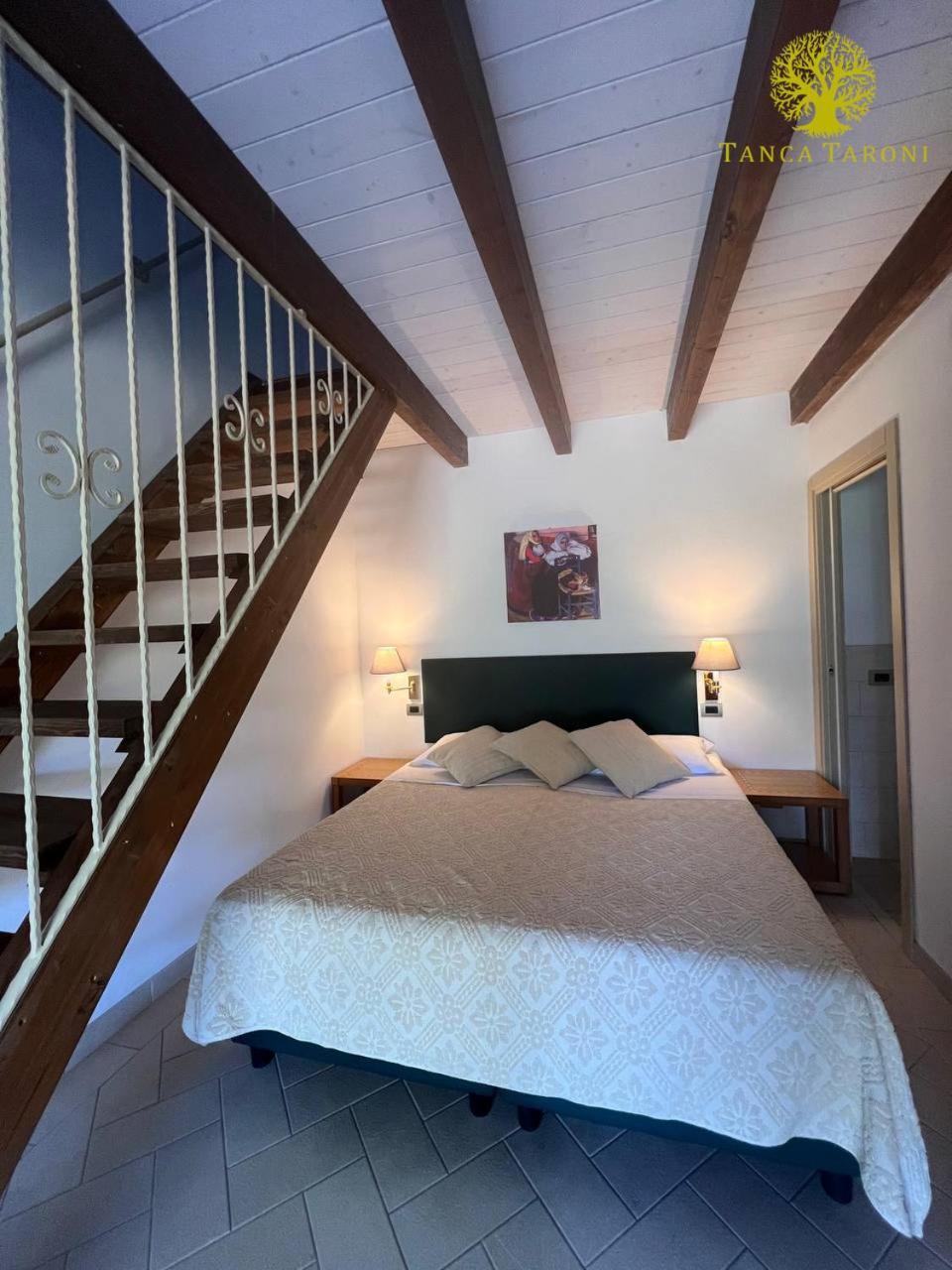 Agriturismo Bed And Breakfast Tanca Taroni Telti Екстер'єр фото