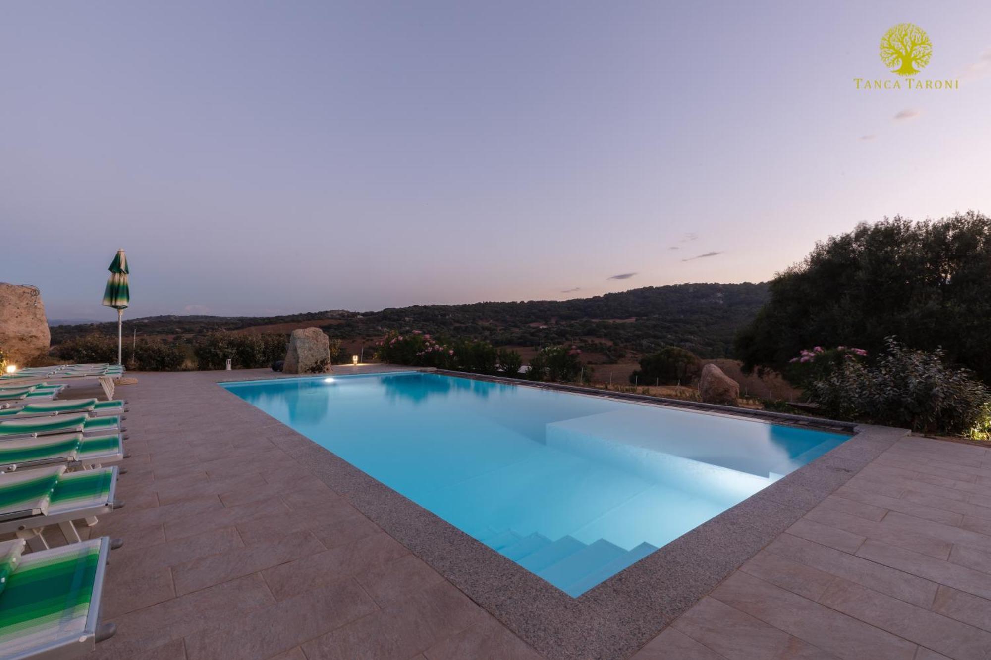Agriturismo Bed And Breakfast Tanca Taroni Telti Екстер'єр фото