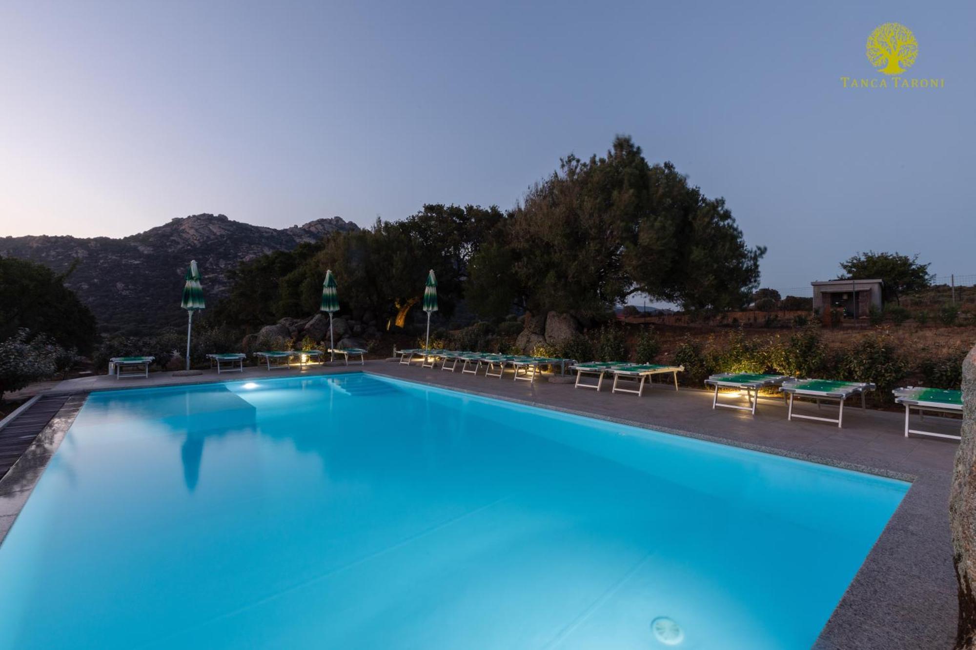 Agriturismo Bed And Breakfast Tanca Taroni Telti Екстер'єр фото