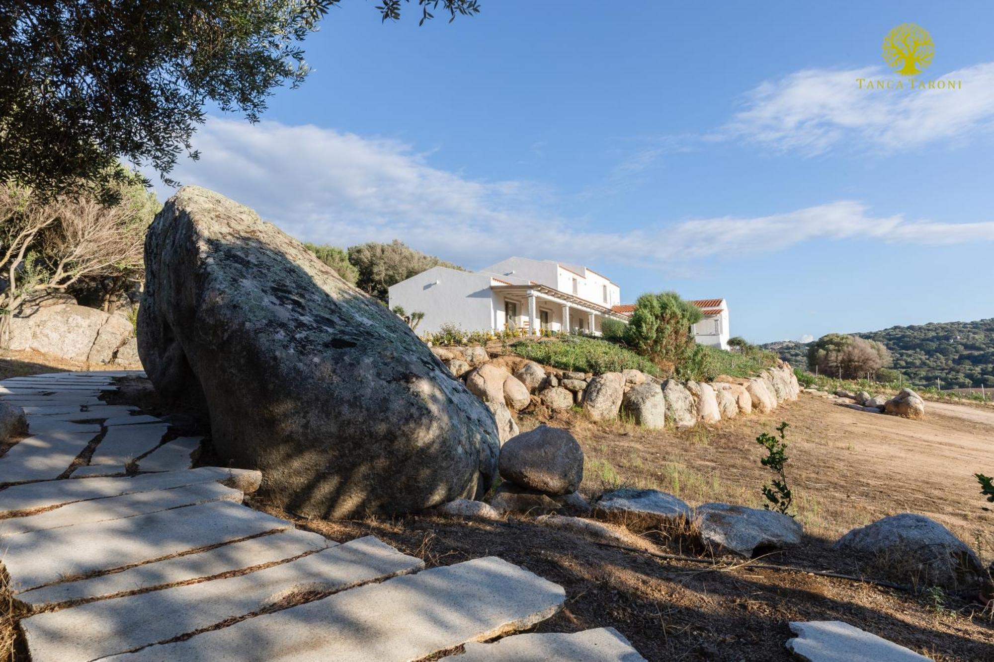 Agriturismo Bed And Breakfast Tanca Taroni Telti Екстер'єр фото